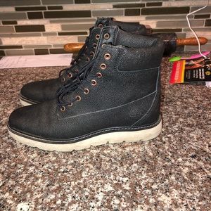 Black timberland sensor flex boots size 8.5